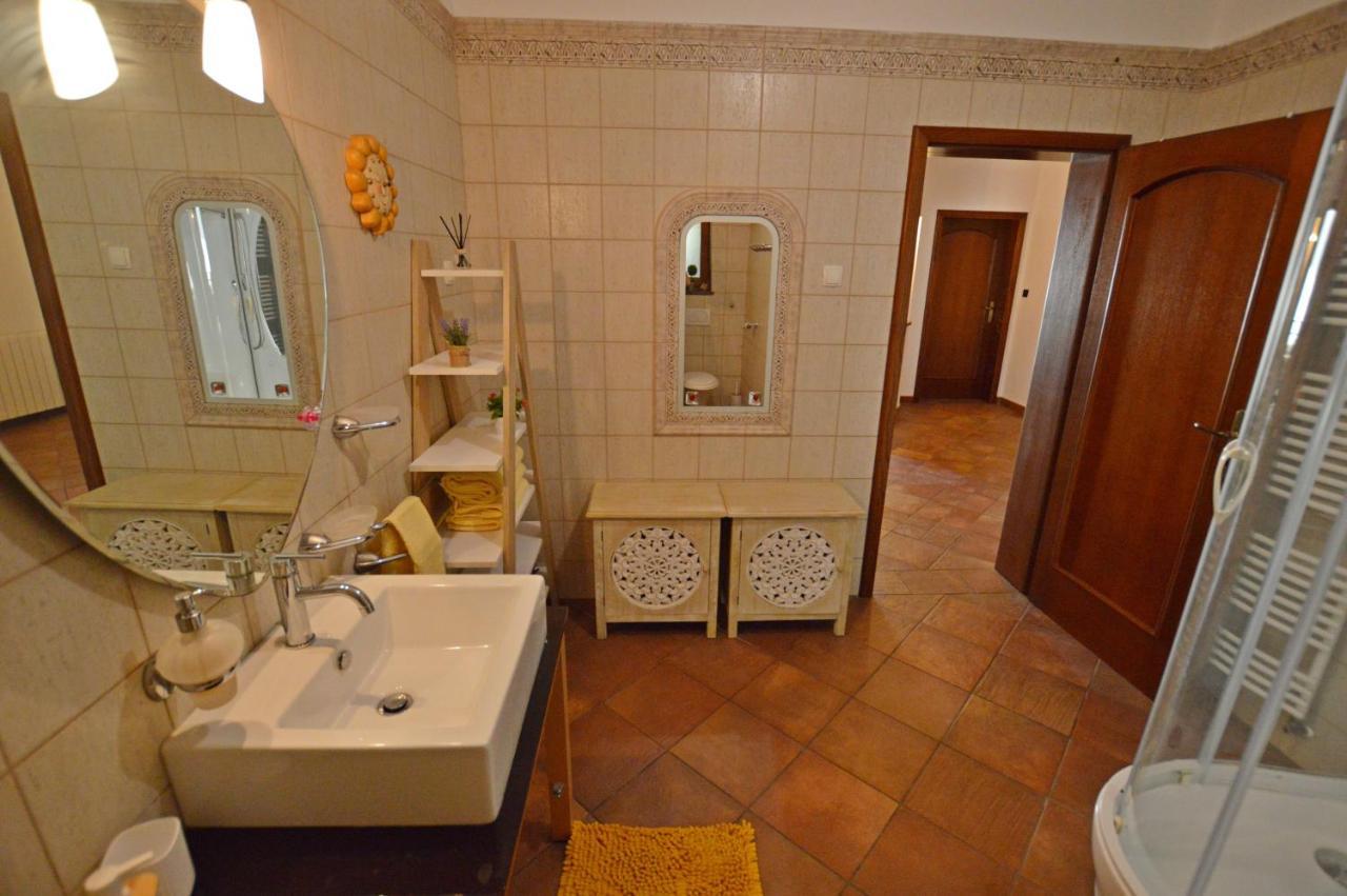 Haus Natura Jurdani Extérieur photo
