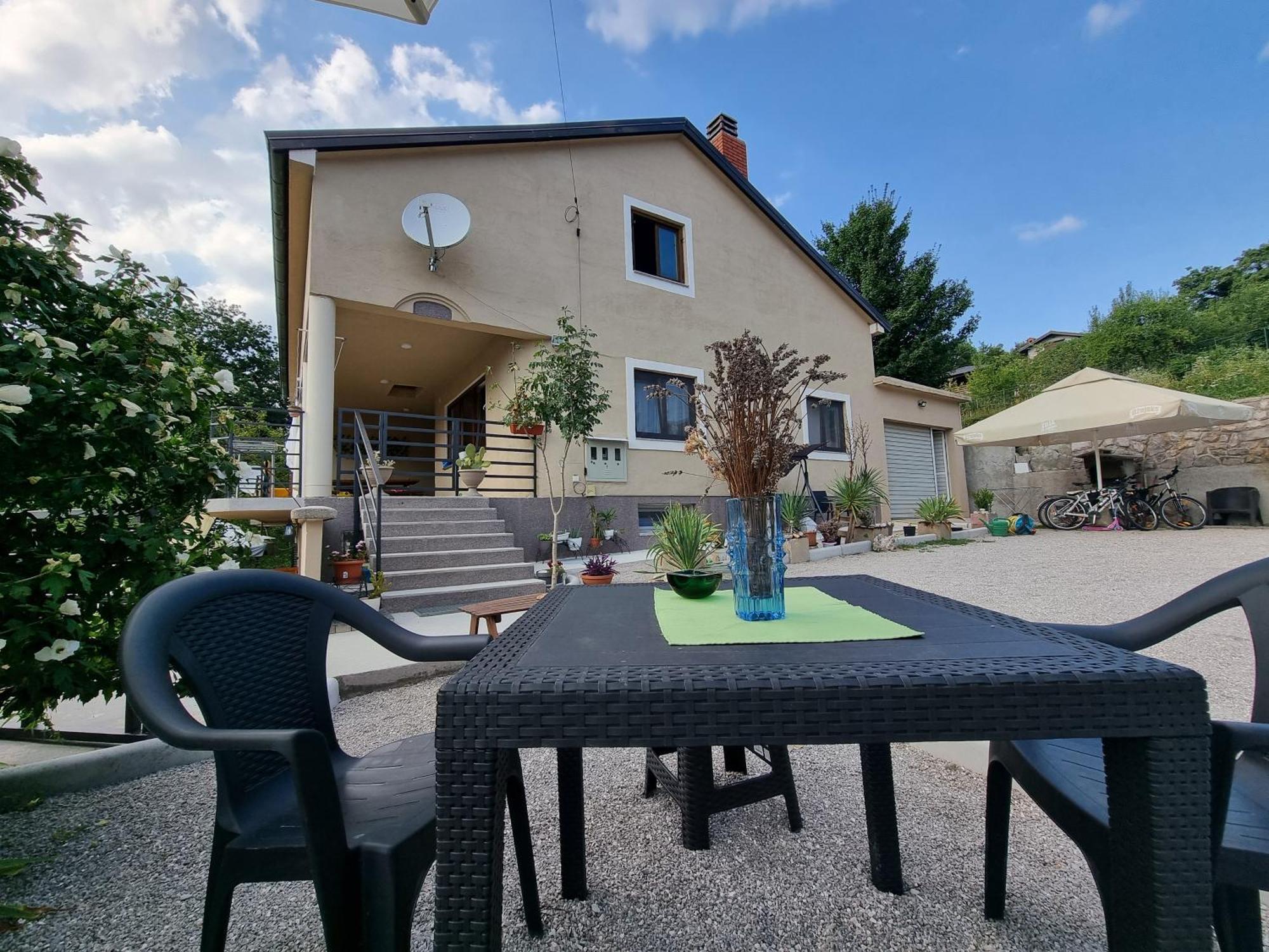 Haus Natura Jurdani Extérieur photo
